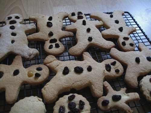 Photo of gingerbread people