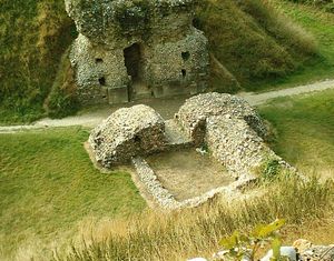 Acre Castle: Photograph of remains of the gatehouse